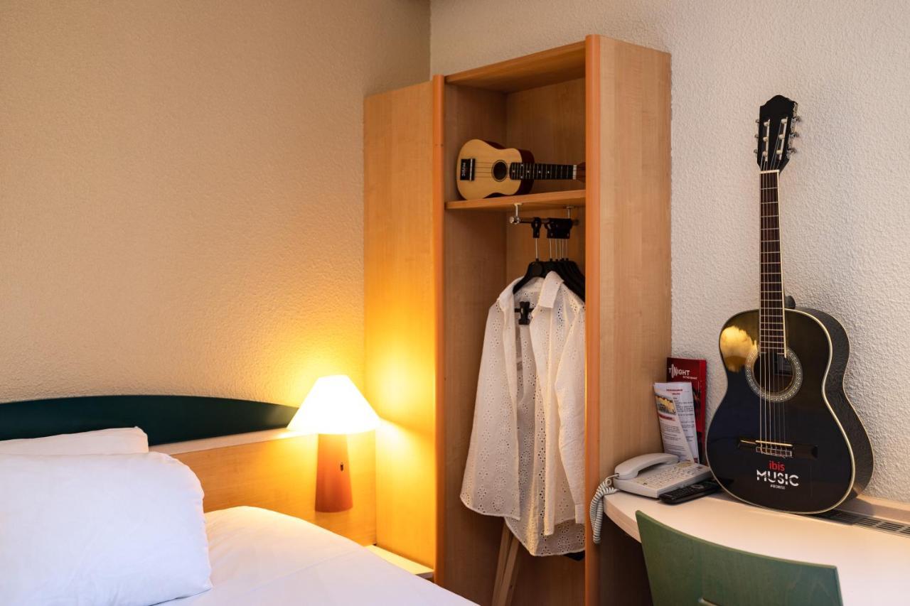 ไอบิส โอเติง Hotel Autun ภายนอก รูปภาพ
