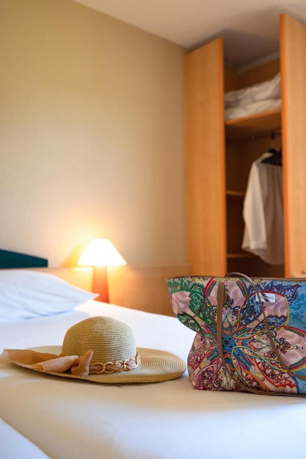 ไอบิส โอเติง Hotel Autun ภายนอก รูปภาพ