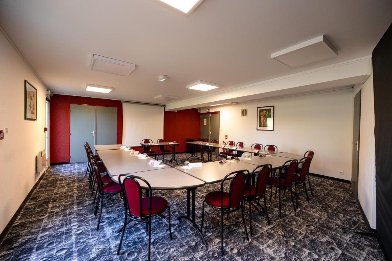 ไอบิส โอเติง Hotel Autun ภายนอก รูปภาพ
