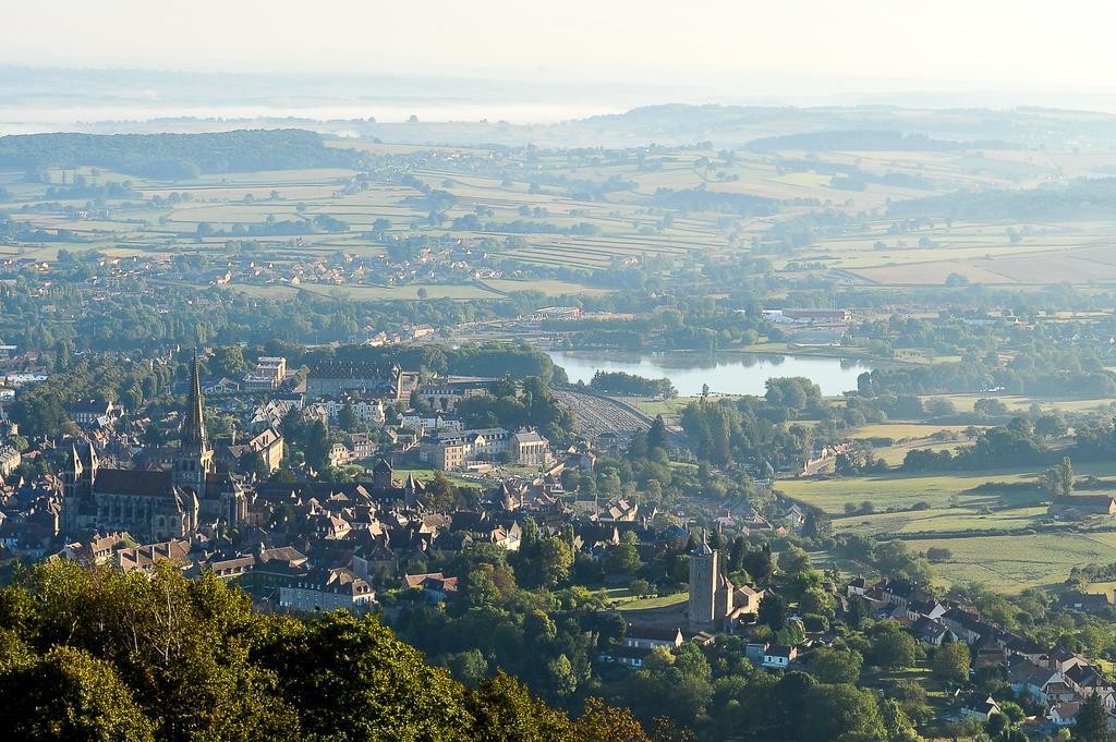 ไอบิส โอเติง Hotel Autun ภายนอก รูปภาพ