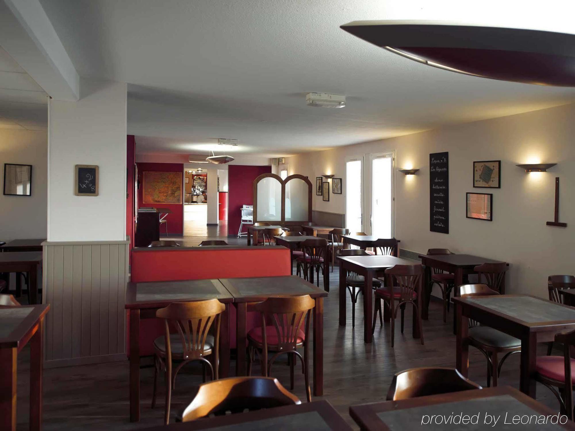 ไอบิส โอเติง Hotel Autun ภายนอก รูปภาพ