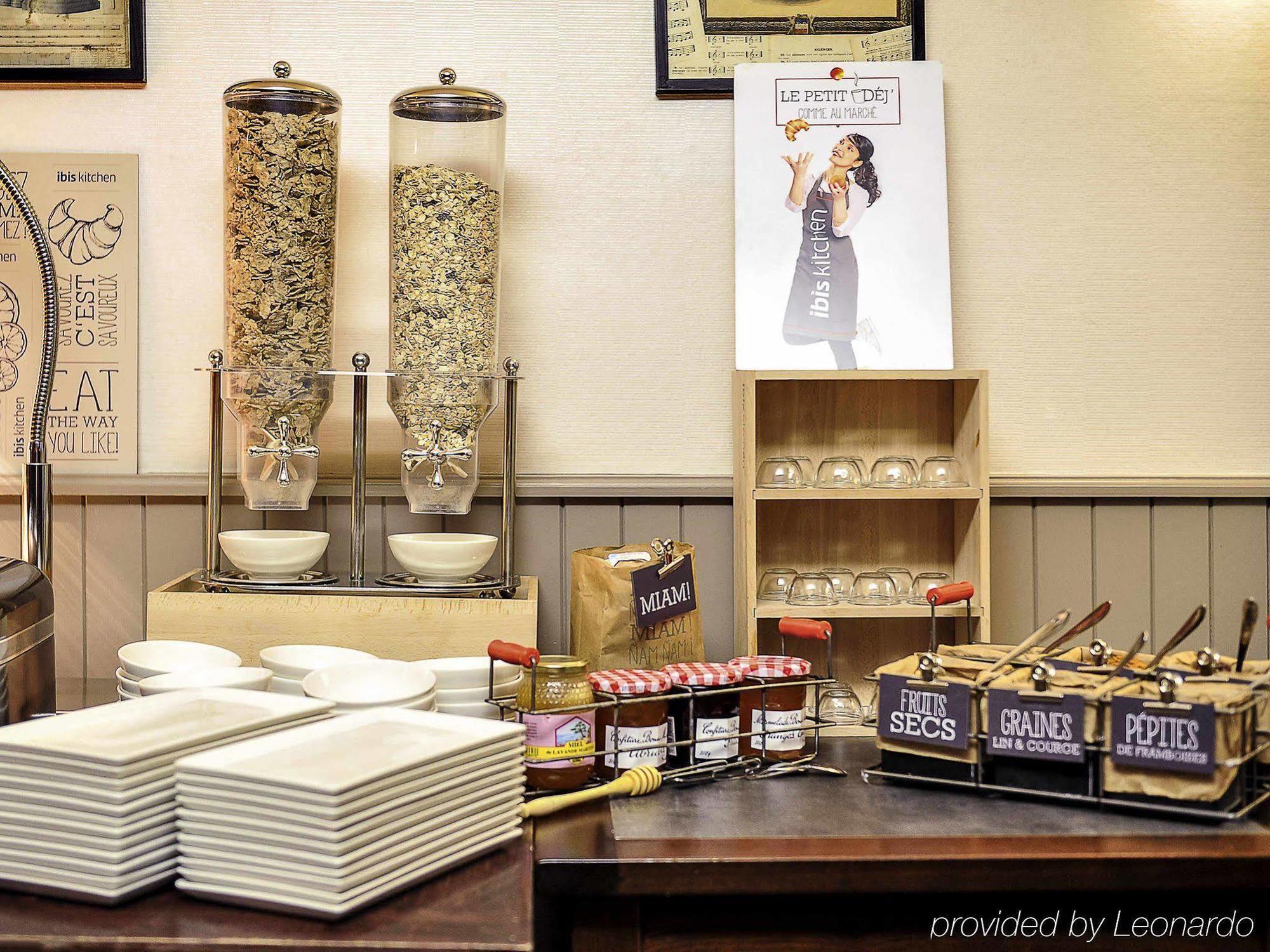 ไอบิส โอเติง Hotel Autun ภายนอก รูปภาพ